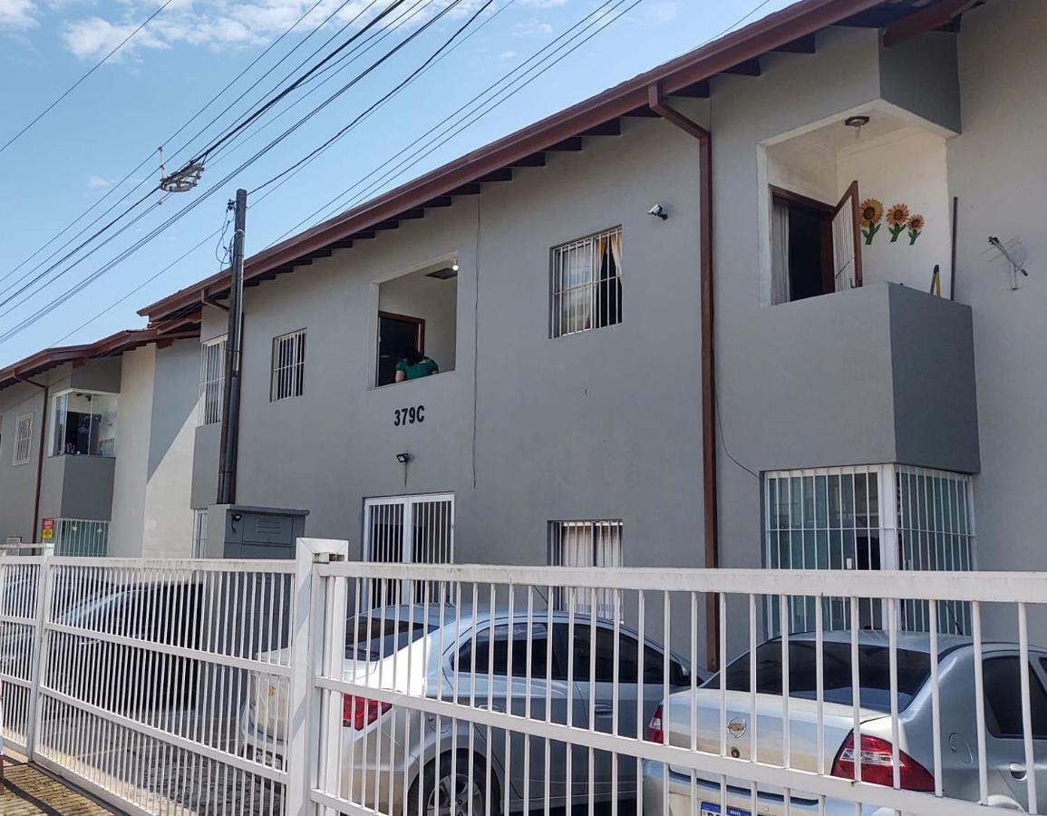 Apartamento Ubatuba - Praia Grande - 200M Da Praia 外观 照片